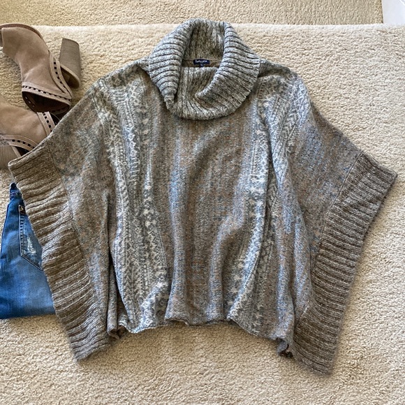 Splendid Snowfall Turtleneck Poncho in Warm Sand Multi - Picture 4 of 12
